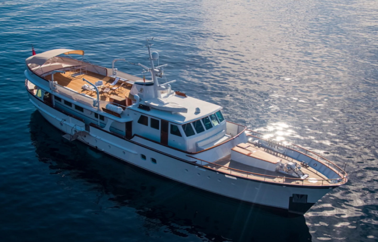 Discovering the Bahamas Aboard a Feadship Yacht Charter